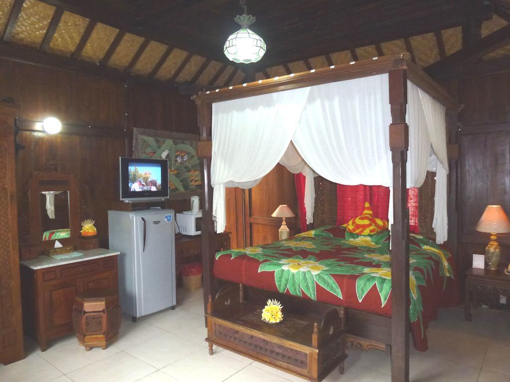 Holiday park Gazebo 3*