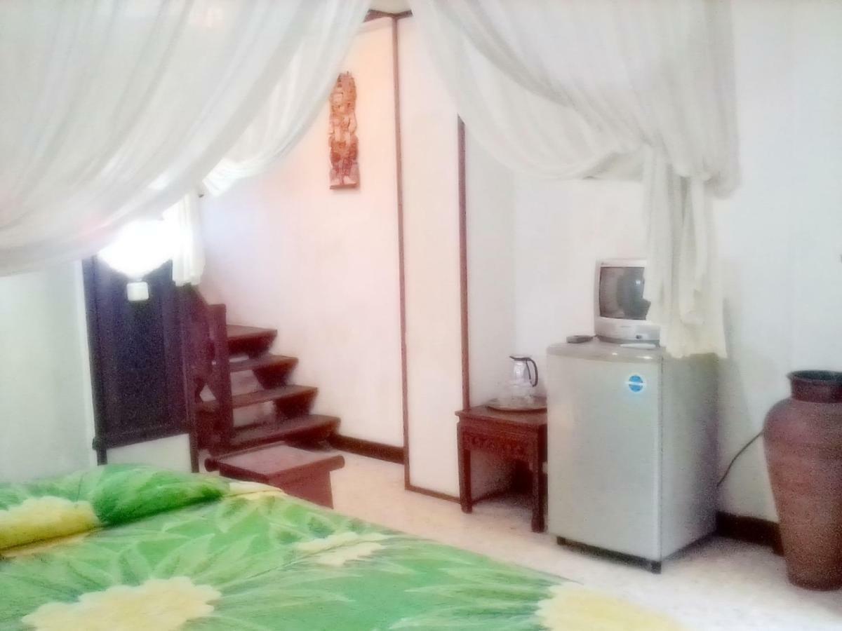 Gazebo Holiday park 3*